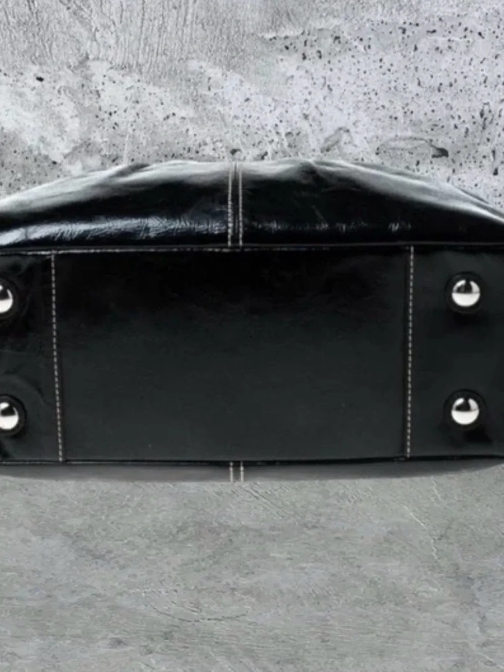 Vintage Coach Legacy Midnight Blue Patent Leather Turnlock tote bag - Picture 3 of 8